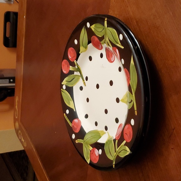 Boulevard  Hand painted Dinner Plates by Tabletops  A set of 2 - Picture 3 of 5